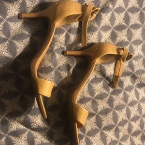 Kelly & Katie sandal beige 8 1/2